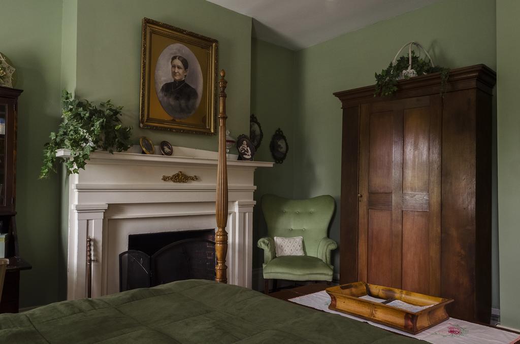 Munro House Bed And Breakfast Jonesville Rom bilde
