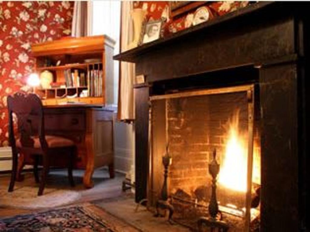 Munro House Bed And Breakfast Jonesville Rom bilde