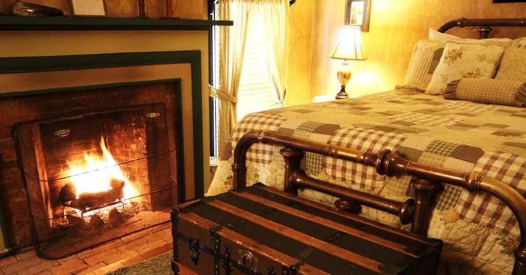 Munro House Bed And Breakfast Jonesville Rom bilde