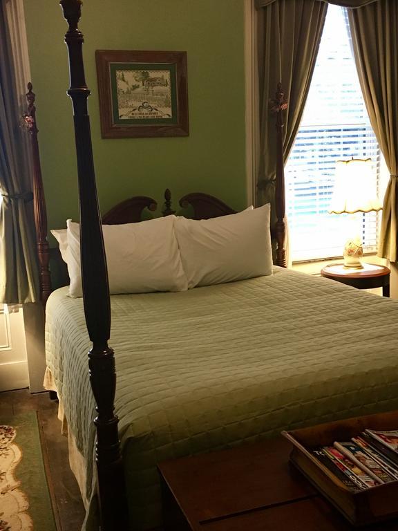 Munro House Bed And Breakfast Jonesville Eksteriør bilde
