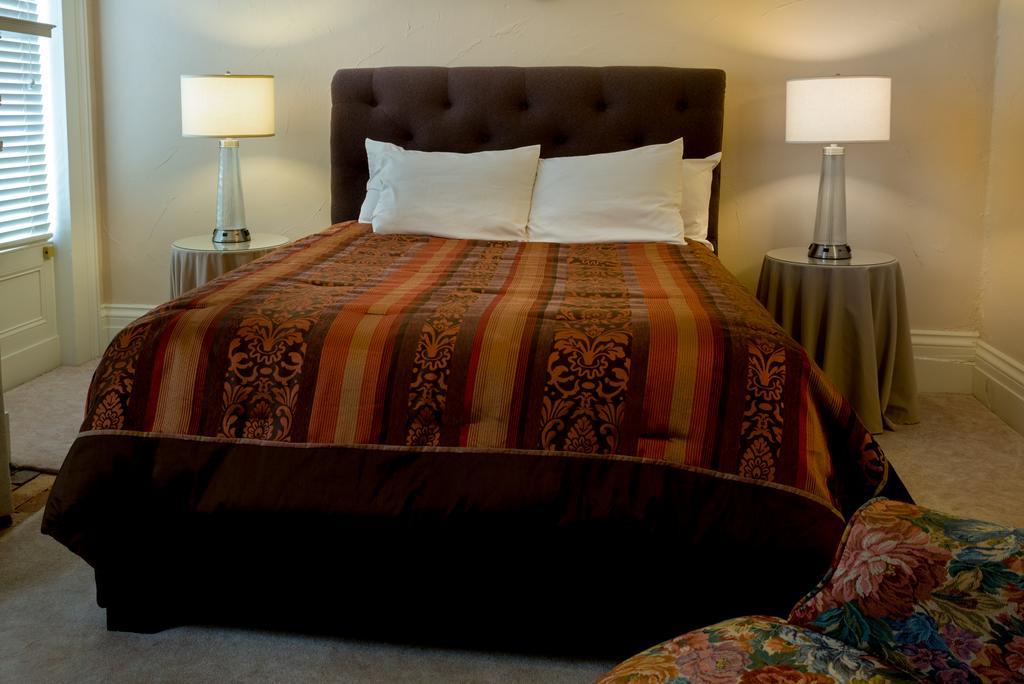 Munro House Bed And Breakfast Jonesville Eksteriør bilde